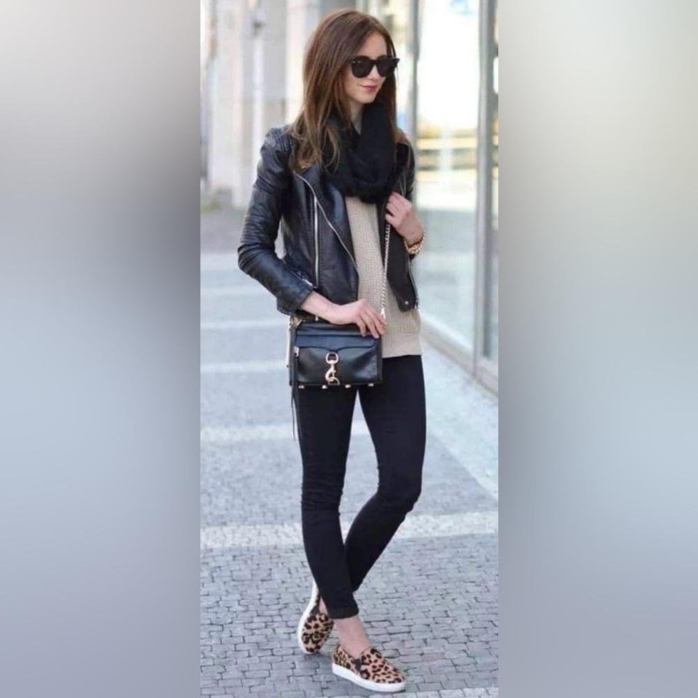 Very Volatile Leopard Print Sneakers - Picture 9 of 9
